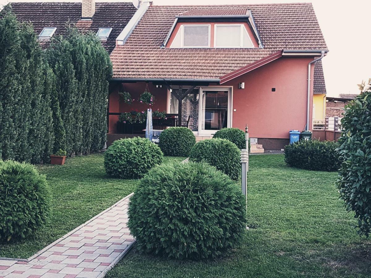 Apartment Dominik Όσιγιεκ Εξωτερικό φωτογραφία